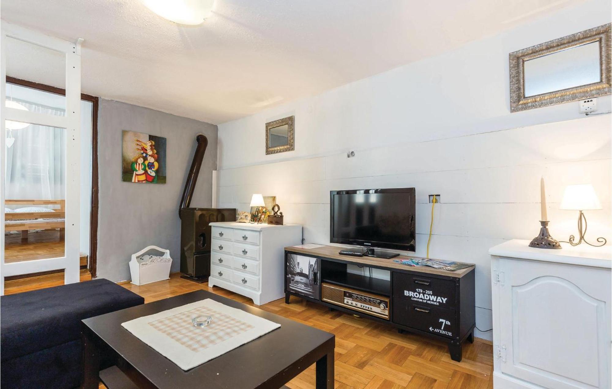 Amazing Apartment In Novi Vinodolski With Wifi المظهر الخارجي الصورة